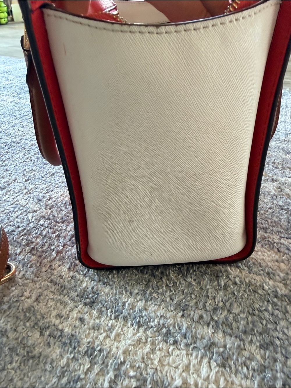 Michael Kors Coral and Cream Saffiano Leather Satchel 🪸 - Picture 3 of 5